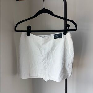 Abercrombie Linen Scarlett Mini Skort